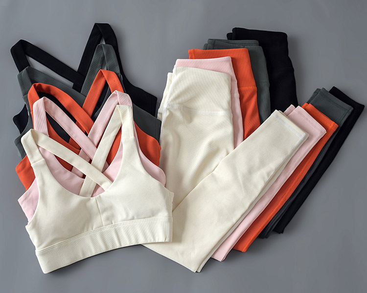 Santic custom yoga dress set for ladies company for running