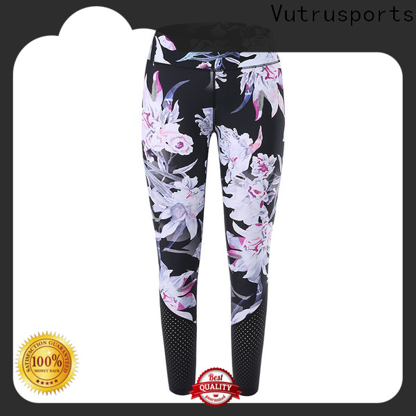 Santic latest maroon leggings manufacturers for running