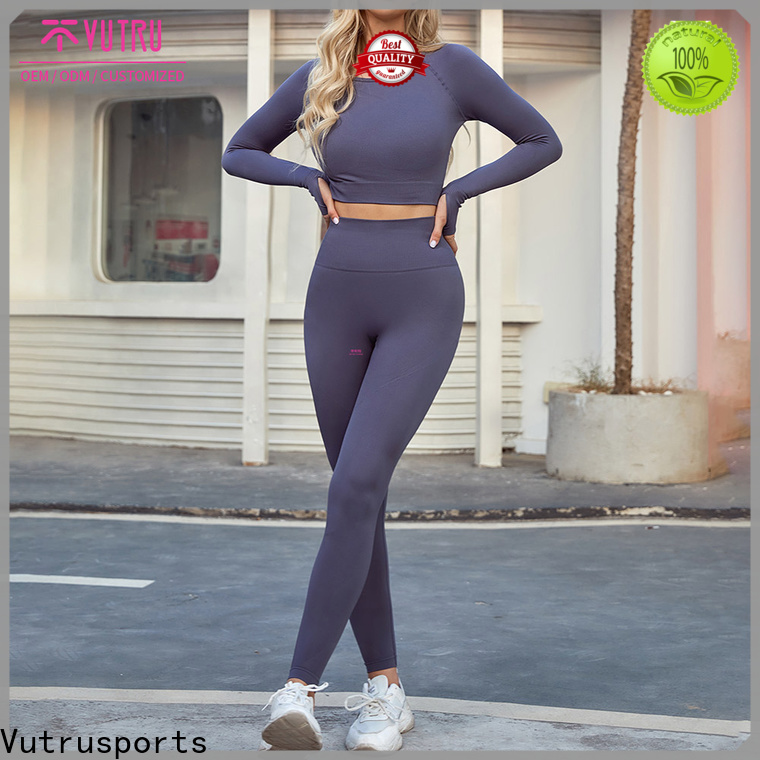 Santic crop top seamless company for running